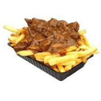 Groot friet met Stoofvlees