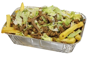 wordt geserveerd met friet shoarma gesmolten kaas sla tomaat komkommer ui feta peper met saus naar keuze